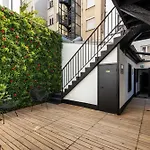 Eiffel Hostel