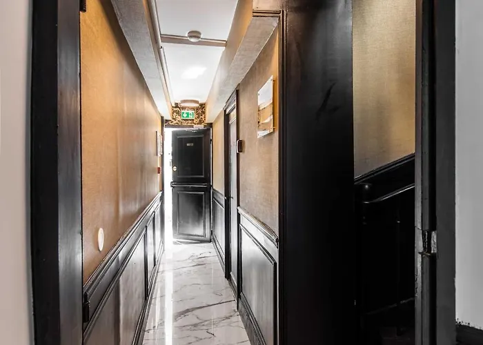 Eiffel Auberge de jeunesse